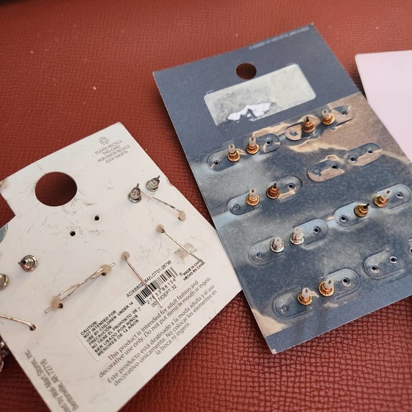 Over 20 NEW Pairs of Nickle Free / Hypoallergenic Earrings Nature, Flowers, Moon - Picture 14 of 14